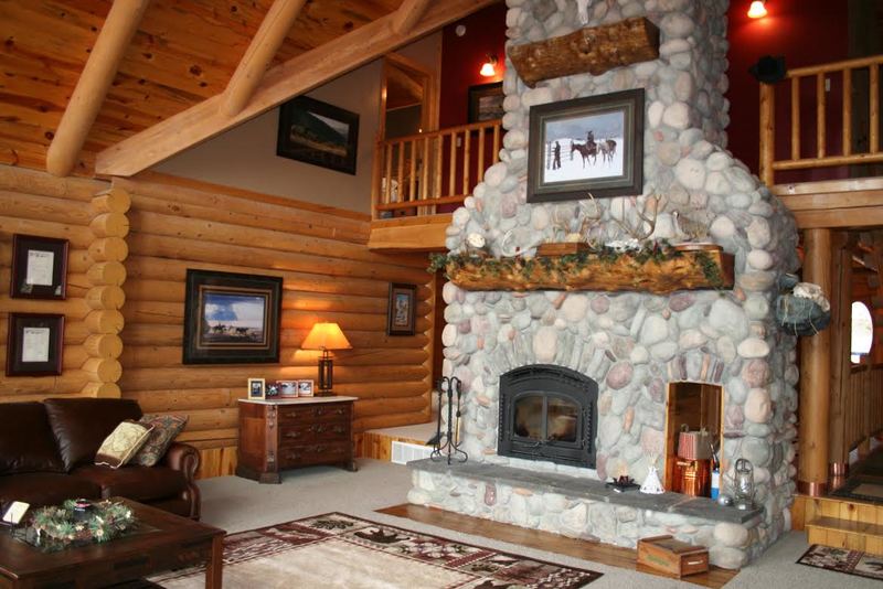 Log home with 23 acres