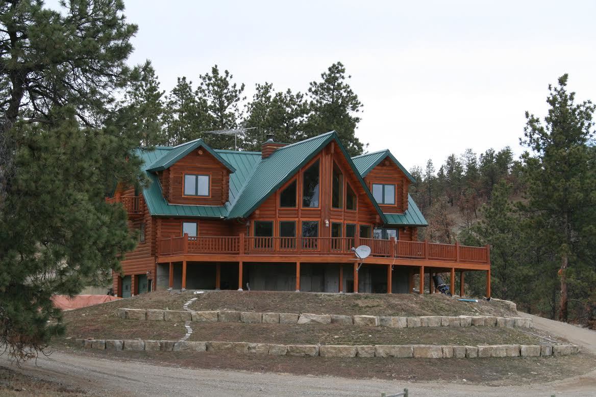 Log home with 23 acres